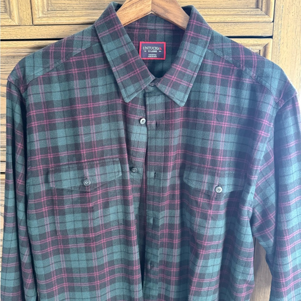 Untuckit Men’s Flanel Two Pocket Shirt